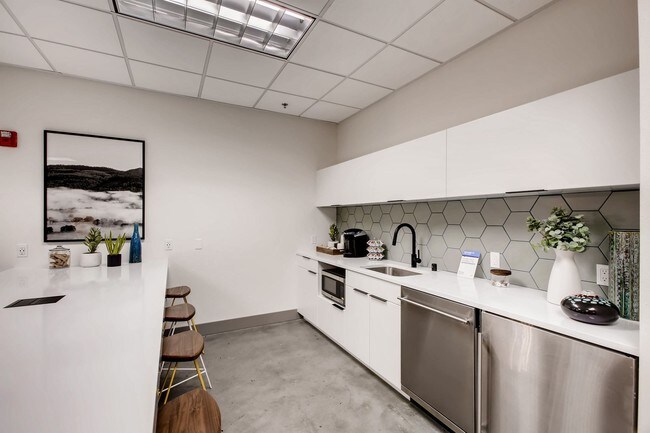 Chelsea Heights apartments — community photo