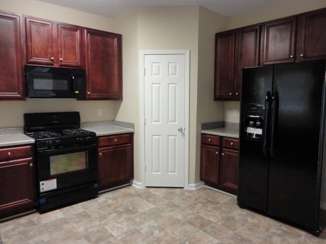 Photo - 4907 Wewatta St SW