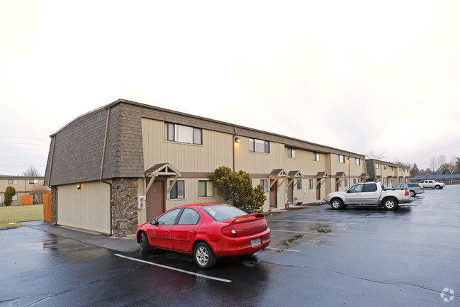 Building Photo - Rimrock Apartments