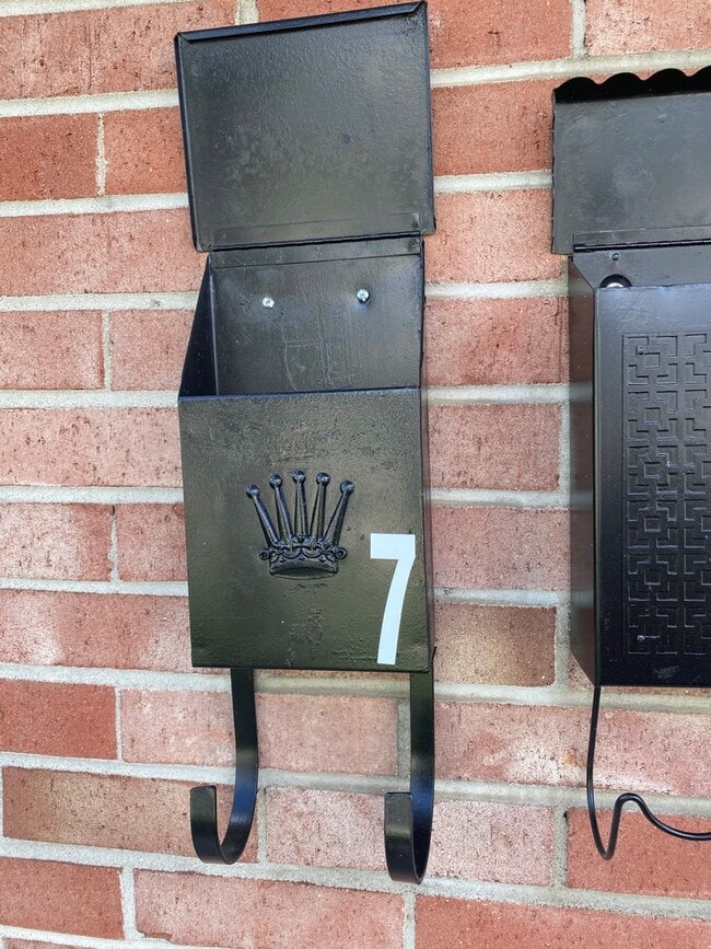 Photo - 518 SIXTH STREET Unit #7