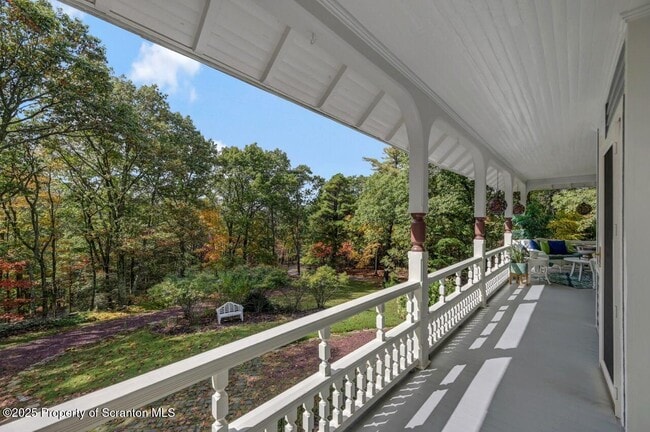 Photo - 3360 Forest Rd