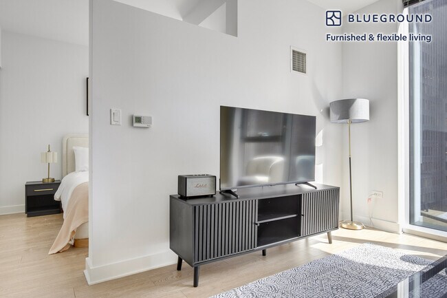 Photo - 201 N Garland Ct Unidad FL19-ID1322