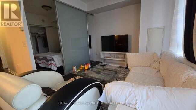 Photo - 25 Cole St Unit 1004