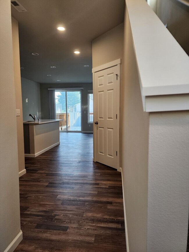 15603 View Dr Ct SE Unit Lot 16 Unit B