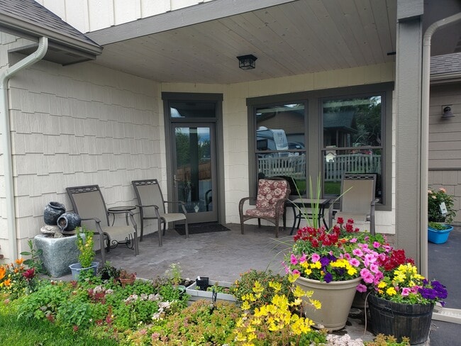 Photo - 73 Wind River Dr