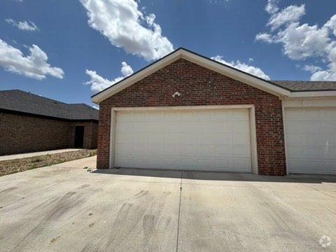 Building Photo - 5711 Kemper St Rental