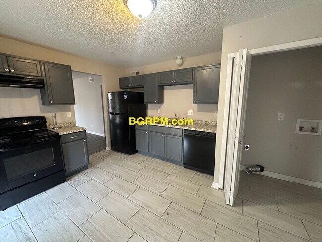 Photo - 3 BD 1 BA House for rent Jacksonville AR!