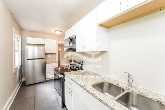 Photo - 7792 Rugby Ave