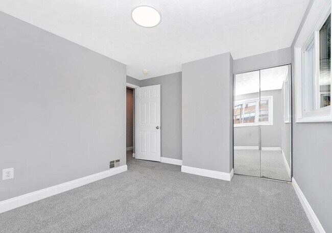 Photo - 2100 Ashburton St Unit 2100 Ashburton