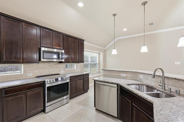 Photo - 11513 Champion Creek Dr