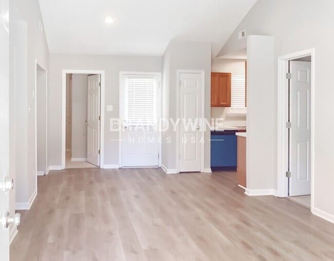 Photo - 1735 Thriftwood Dr