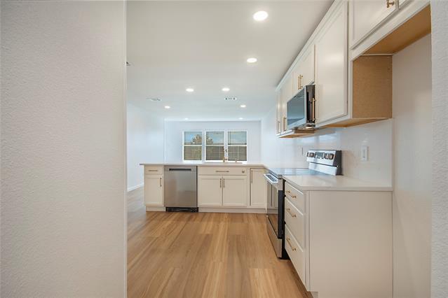 Photo - 1618 Pin Oak Trail
