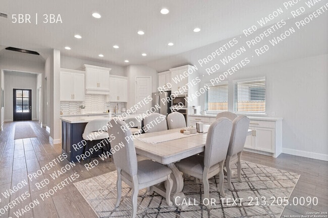 Photo - 149 Red Oak Ln