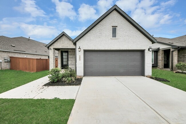 Building Photo - 1062 Blue Stone Dr