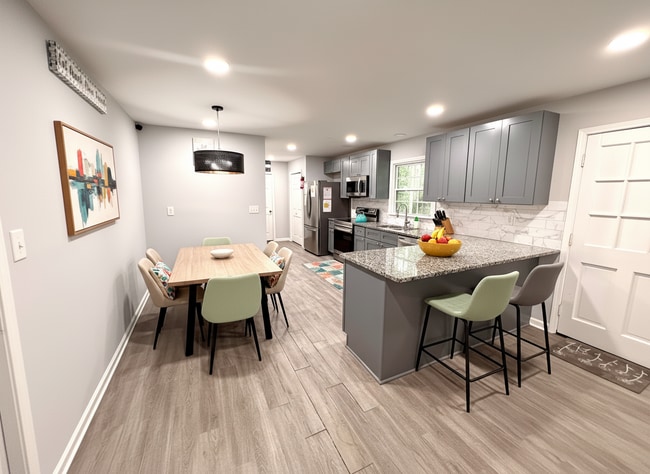 Photo - 1695 Buford Dr