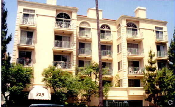 Villa Doheny I & II - Villa Doheny I & II Apartments