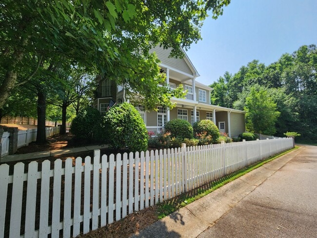 Photo - 113 Magnolia Blossom Way