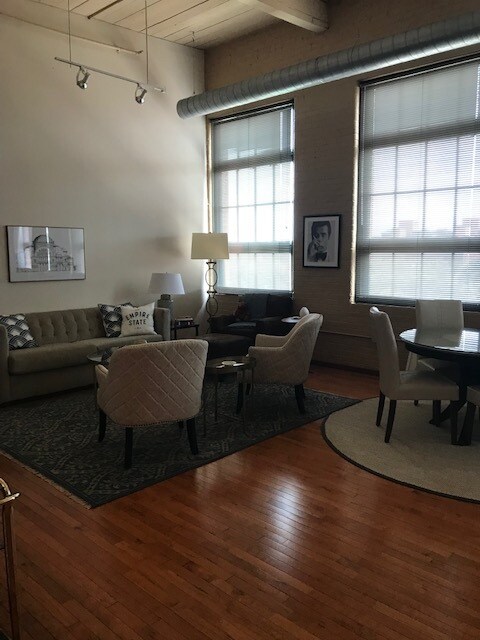 Lofts at Franklin Square