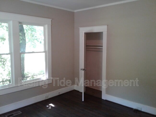 Photo - 6612 Division Ave