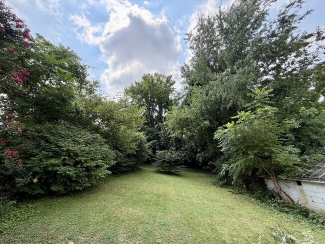 Photo - 219 Bourne Ave