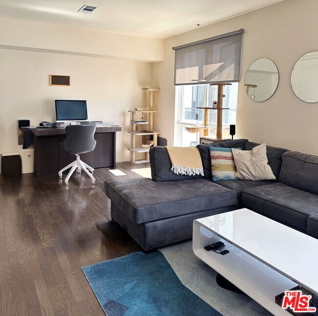 Photo - 1234 Wilshire Blvd Unidad 521 Rental