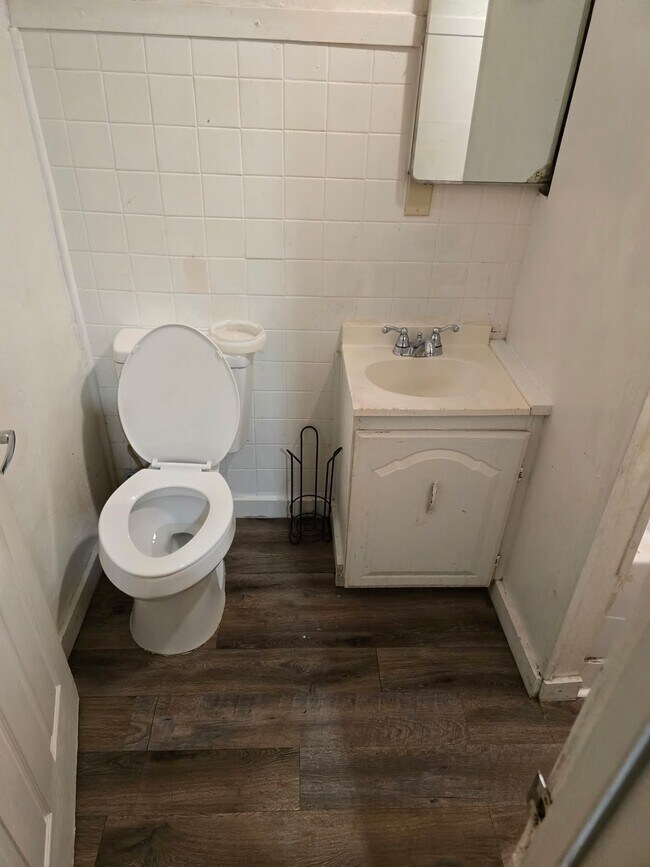 400 E Thrush Ave Unit B