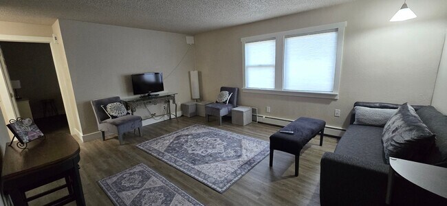 1208 Denali St Unit 4