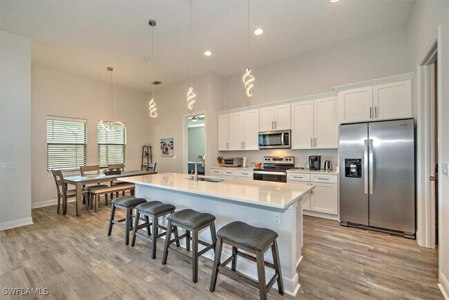 Photo - 3527 SW 4th Ln