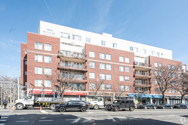 Photo - 331-339 Kings Hwy