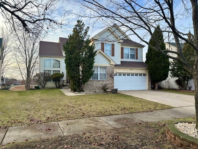 Building Photo - Incredibly beautiful 4 Bedroom 2.5 Bath Home