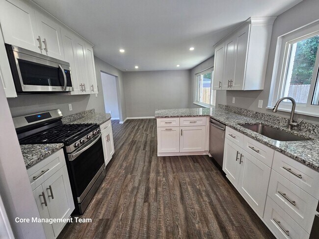 Photo - Amazing 3 Bedroom house Located in Lawrenceville!