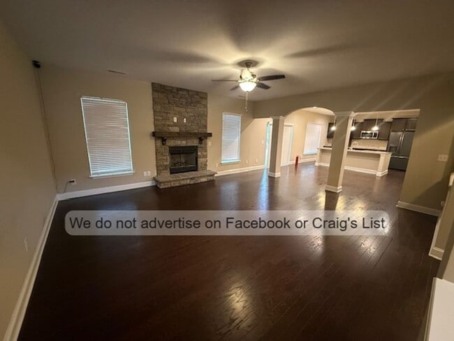 Photo - Carolina Lakes- Maplewood Drive