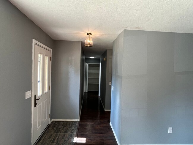 Photo - 81 Overton Dr