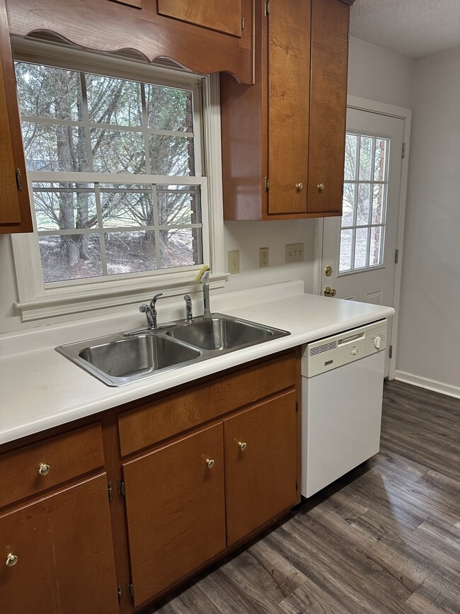 Photo - 94 Valley Dr