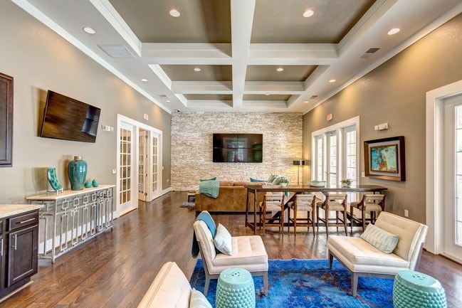 Crowne at Cahaba River