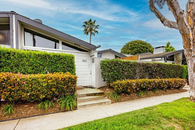 Photo - Upgraded Newport Beach Townhouse in Park Lido!