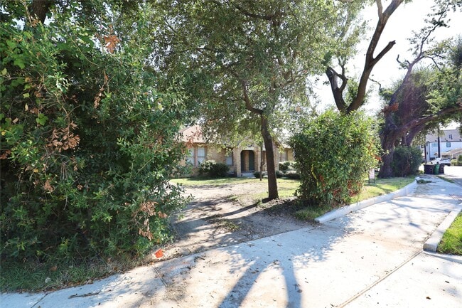 Photo - 1125 Usener St