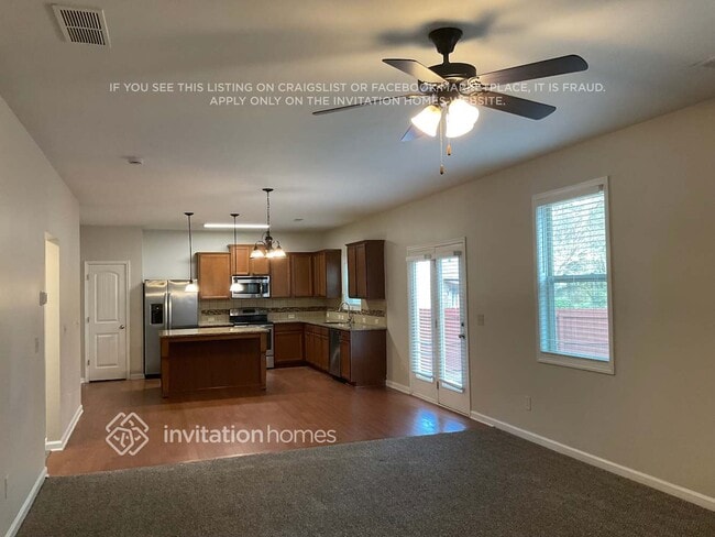 Photo - 1362 Thomas Daniel Way