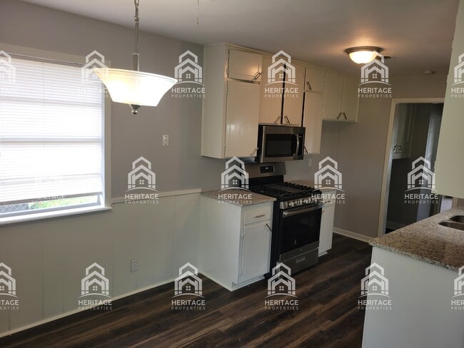 Photo - 1809 Fairfax Ave