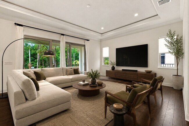 10134 Royal Island Ct