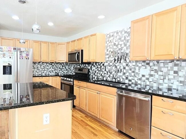 Photo - 8061 S Kittredge Way