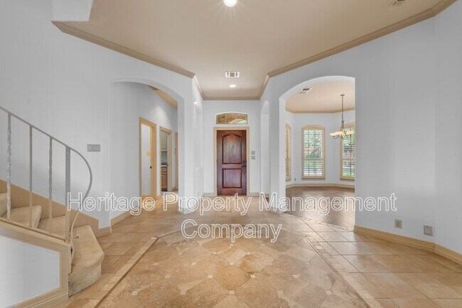 Photo - 131 Westcourt Ln