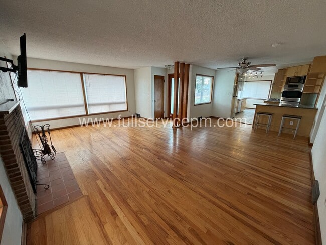 Photo - 4834 15th Ave S