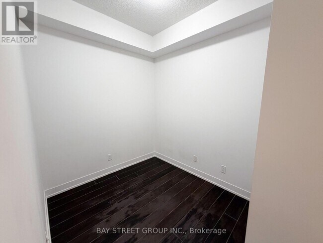 Photo - 7 Kenaston Gardens Unit 119