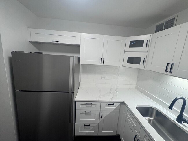 Photo - 211 E Ohio St Unit 1003