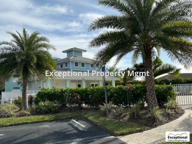 Photo - 2 Bedroom 2 bath Convenient Location! Available Now! WATER INCLUDED!!