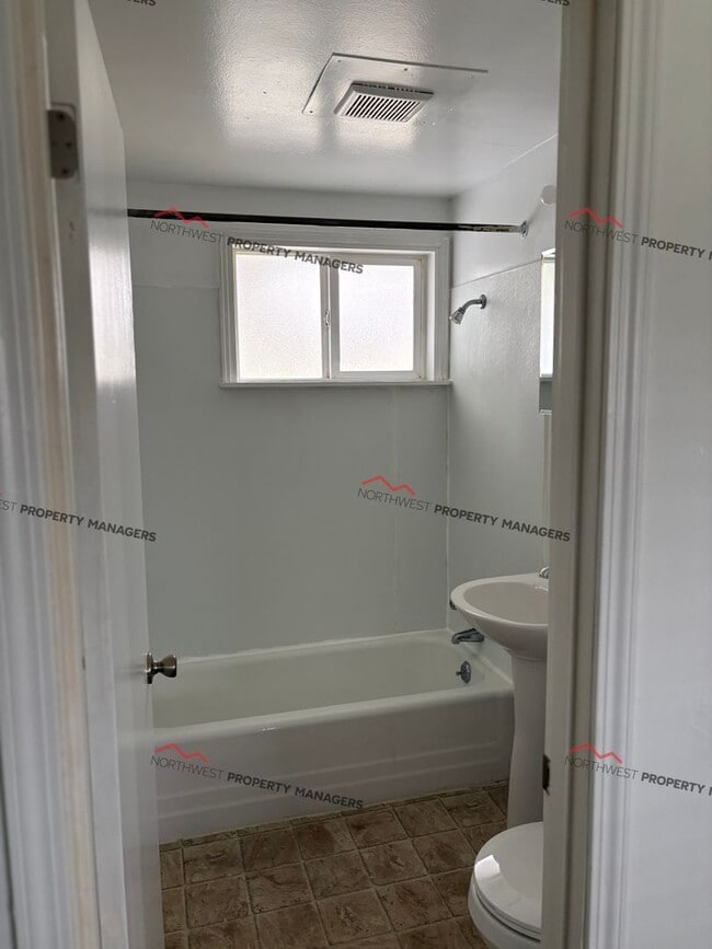 Photo - R72B Unidad #1