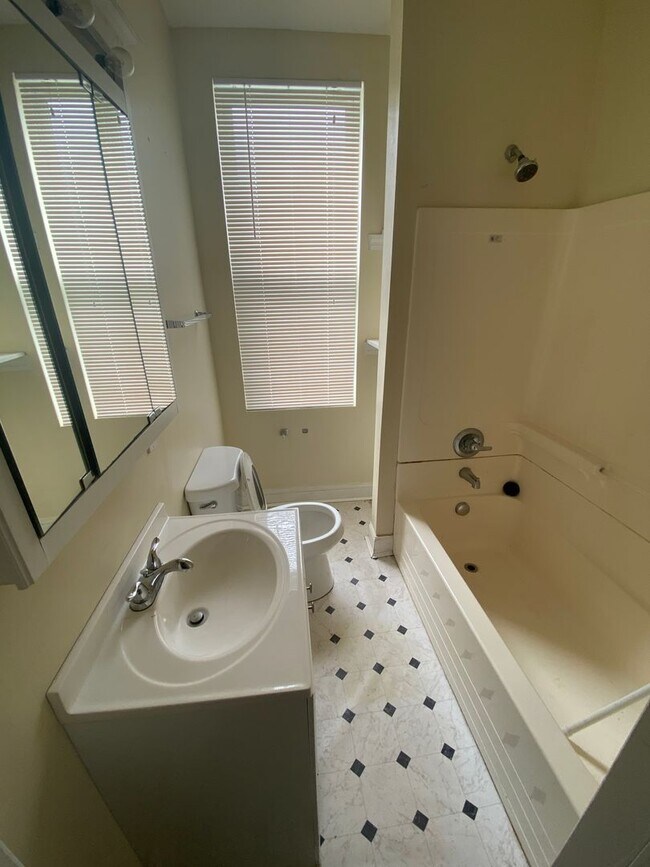 Photo - Large Home in Park Hills