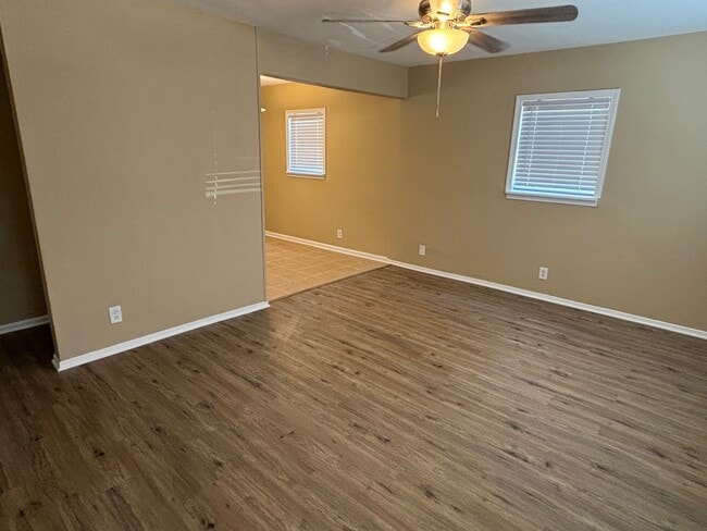 Photo - 5920 Windy Hill Cir S