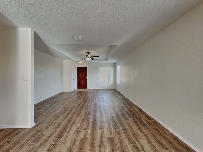 Photo - 27305 Paraiso Manor